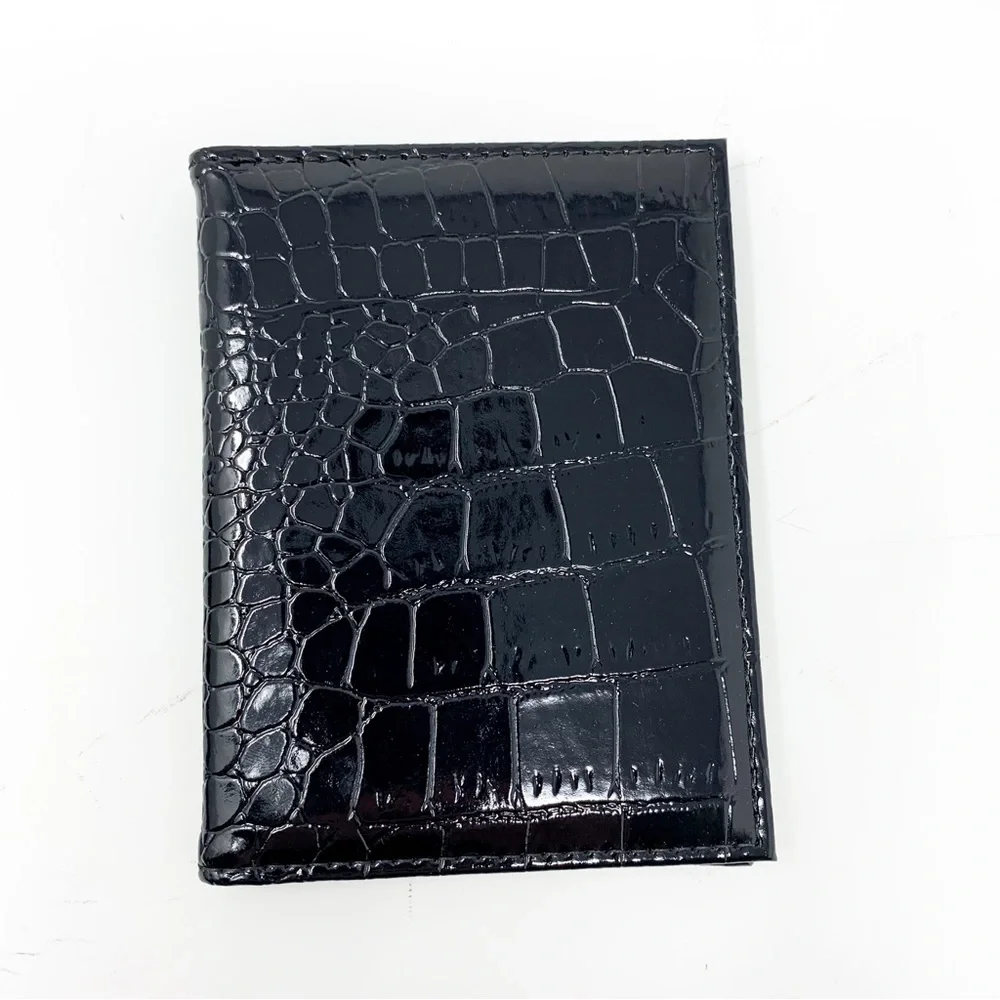 NEW Faux Leather CrocEmbossed CDC Vaccination Card Record Protector Holder Black